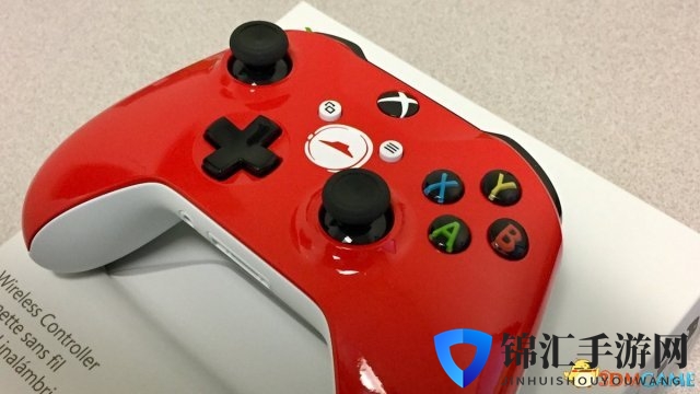 好吃又好玩 必胜客公布活动定制款Xbox One手柄